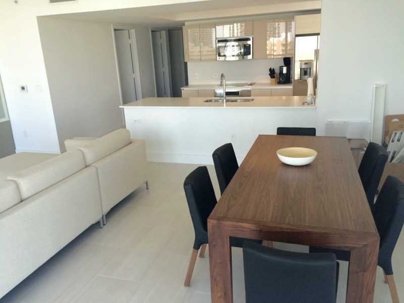 2600 East HALLANDALE BEACH BL, Hallandale, FL 33009
