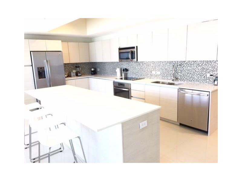 2600 East Hallandale Beach Blv, Hallandale, FL 33009