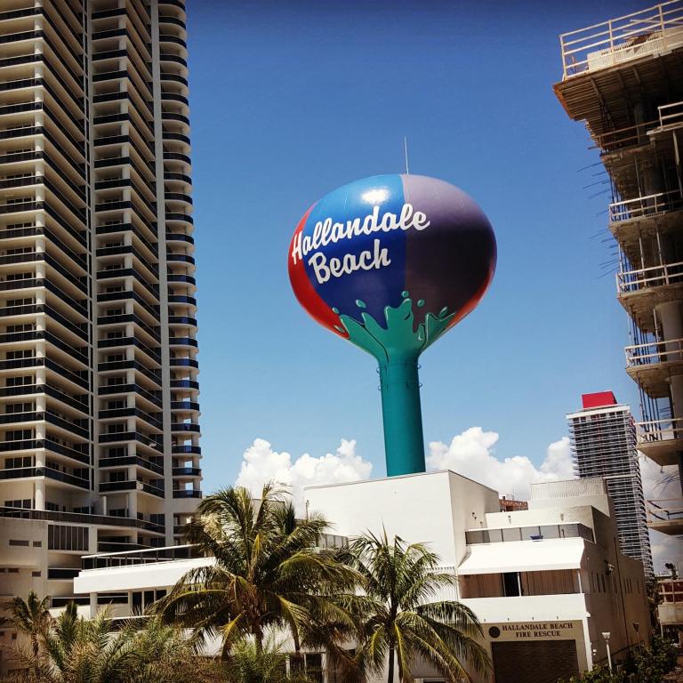 Hallandale Beach, FL 33009