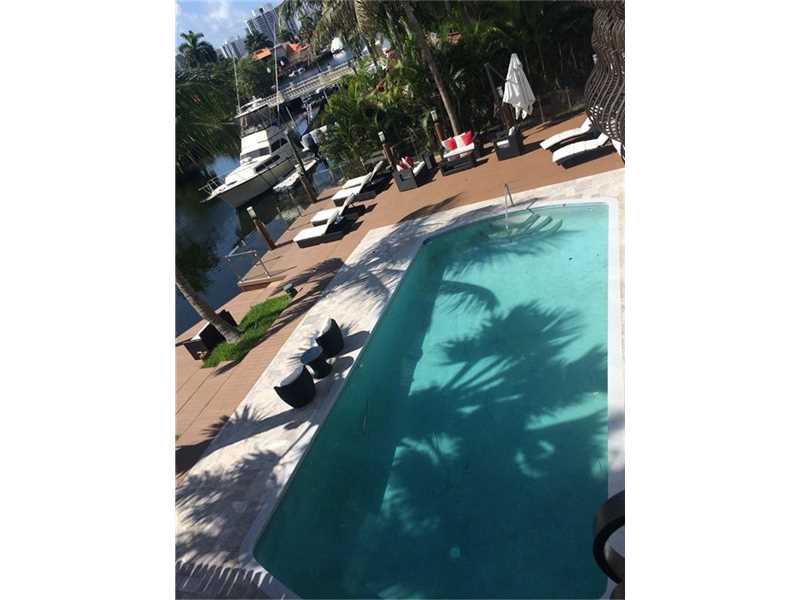 419Layne Blvd, Hallandale, FL 33009
