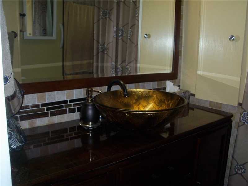 855 Southwest 7th St# 41, Hallandale, FL 33009