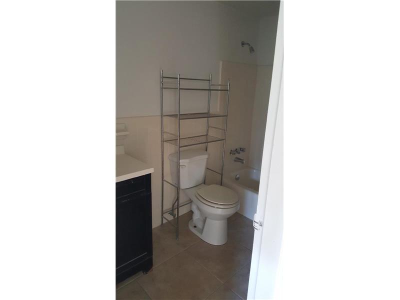 600Layne Blvd, Hallandale, FL 33009