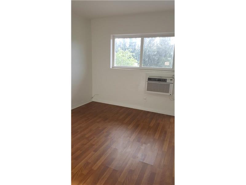600Layne Blvd, Hallandale, FL 33009