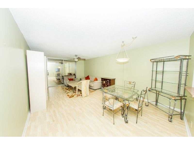 620 Northeast 12th Ave, Hallandale, FL 33009