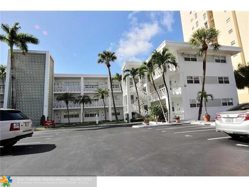 419 Golden Isles Dr 206, Hallandale, FL 33009