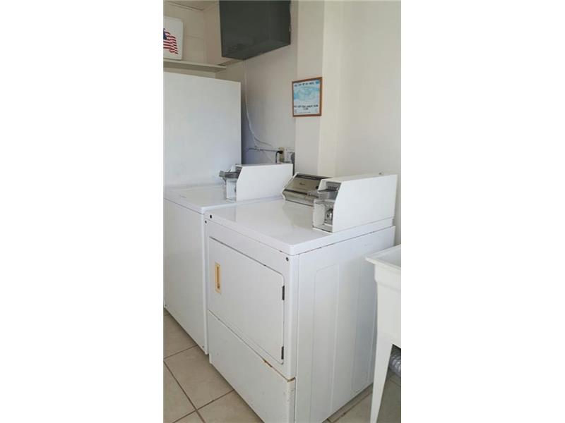 419Golden Isles Dr, Hallandale, FL 33009