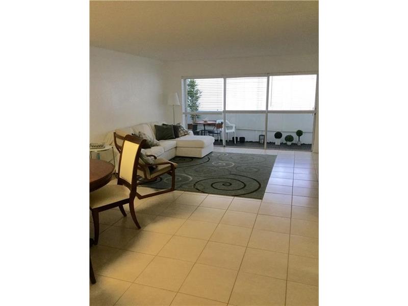 329 SE 3rd St, Hallandale, FL 33009