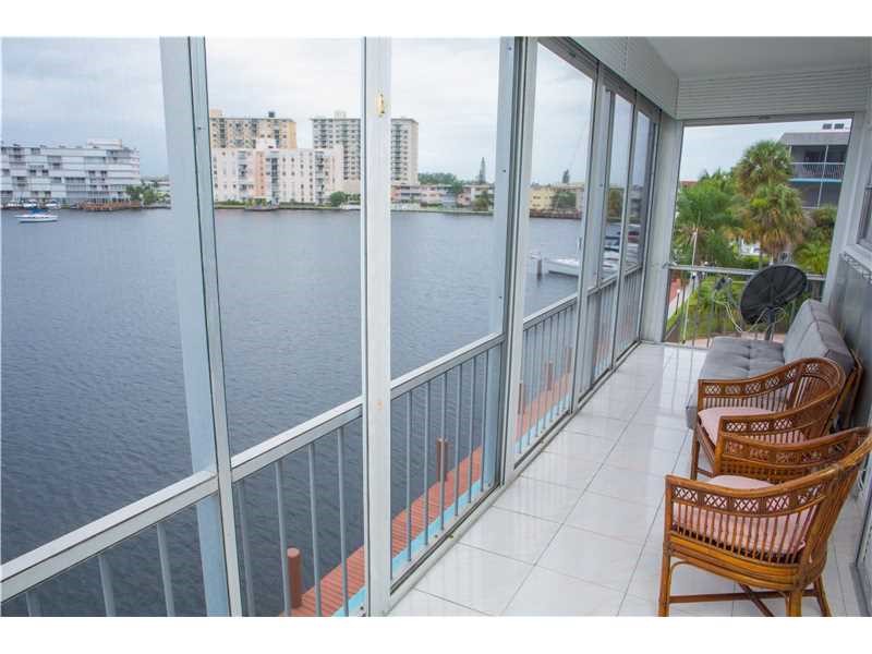 2200Diana Dr, Hallandale, FL 33009