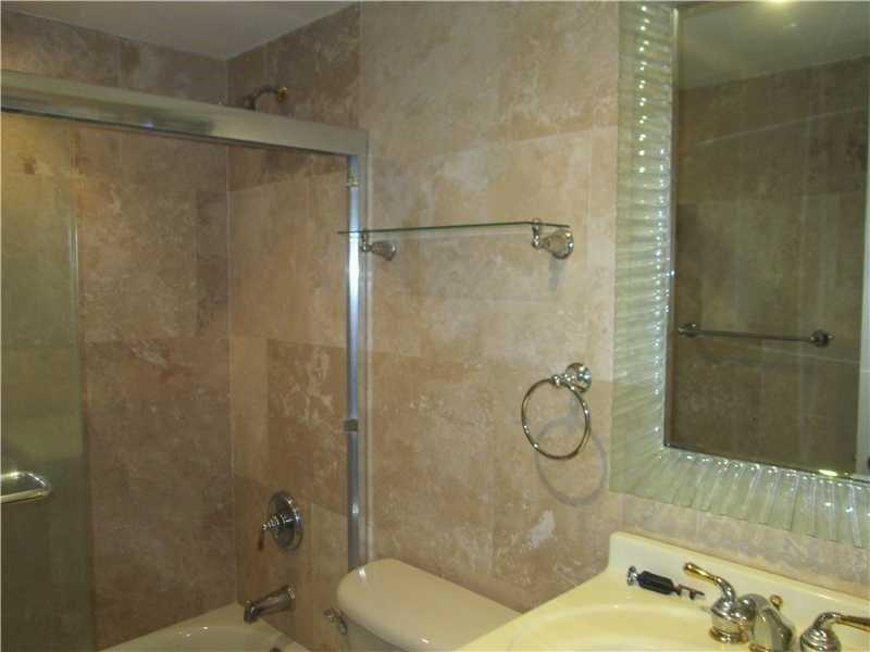 250Layne Blvd, Hallandale, FL 33009