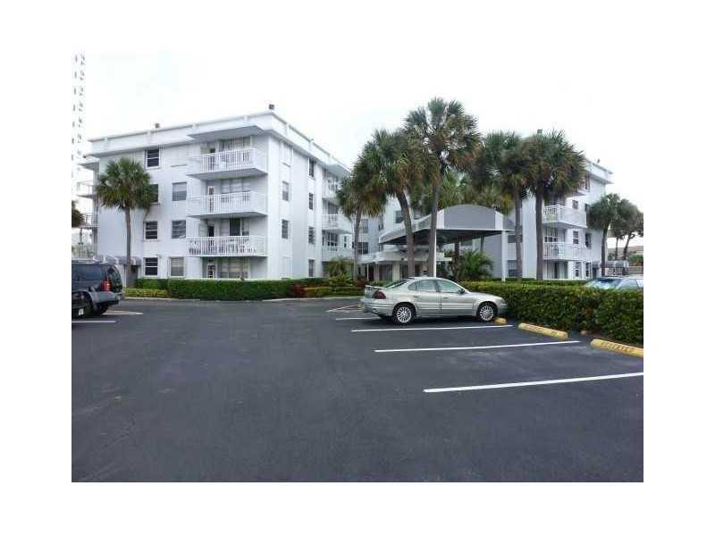 1913 South Ocean Dr, Hallandale, FL 33009