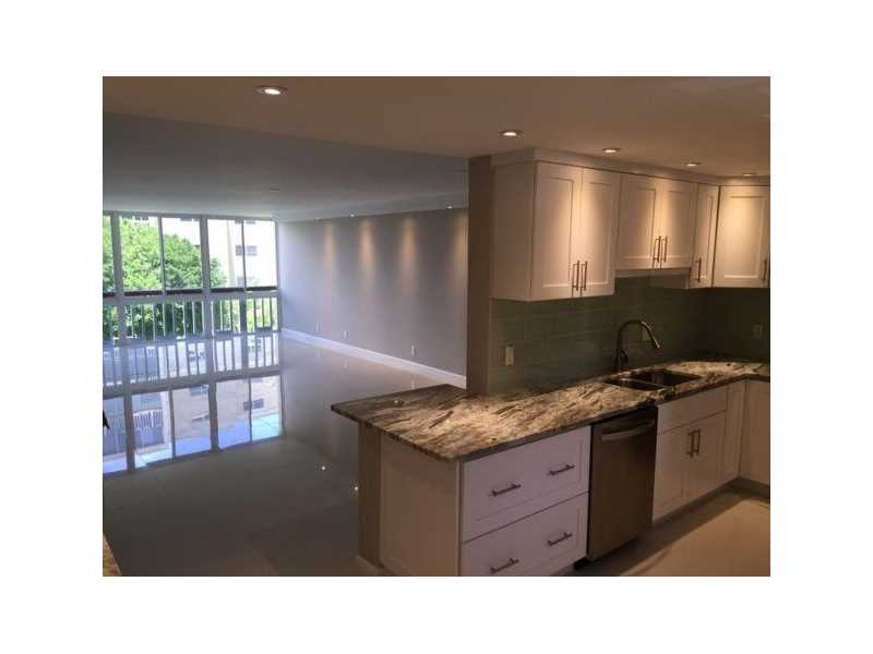 610 Northeast 12th Ave, Hallandale, FL 33009