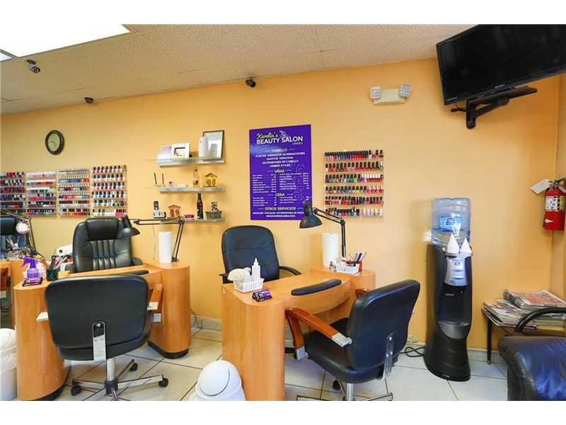 337Palm Ave, Hialeah, FL 33010