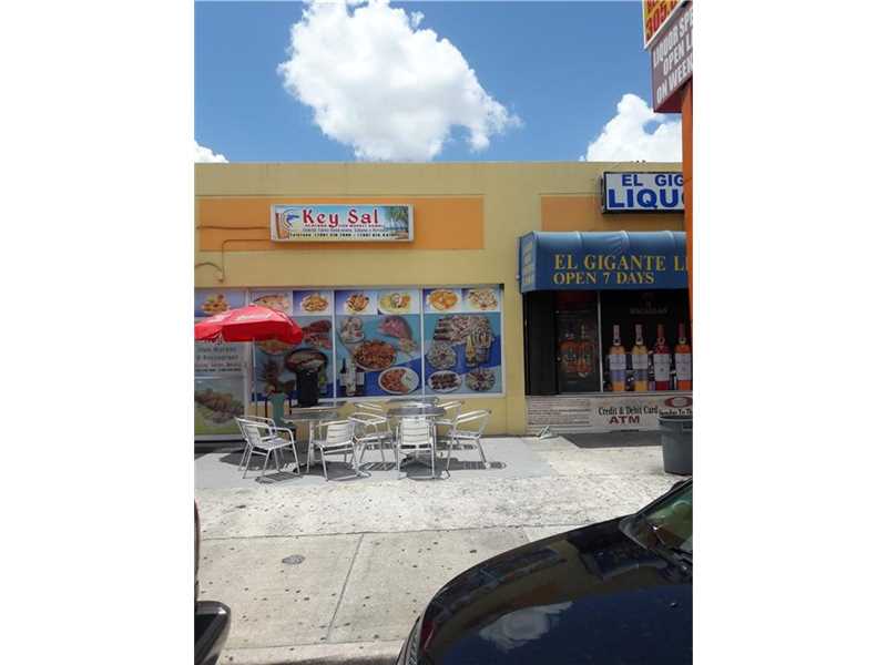 564HIALEAH DR, Hialeah, FL 33010
