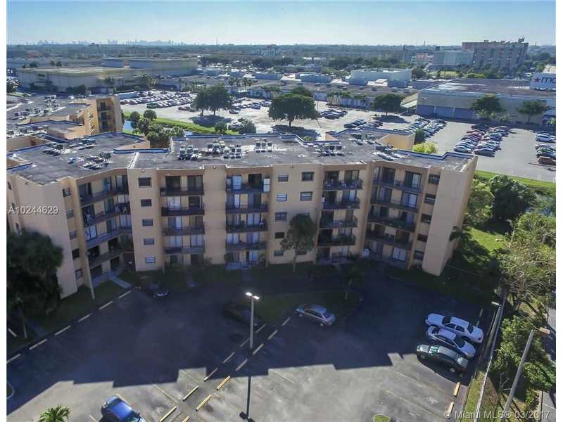 1820 West 53rd St, Hialeah, FL 33012