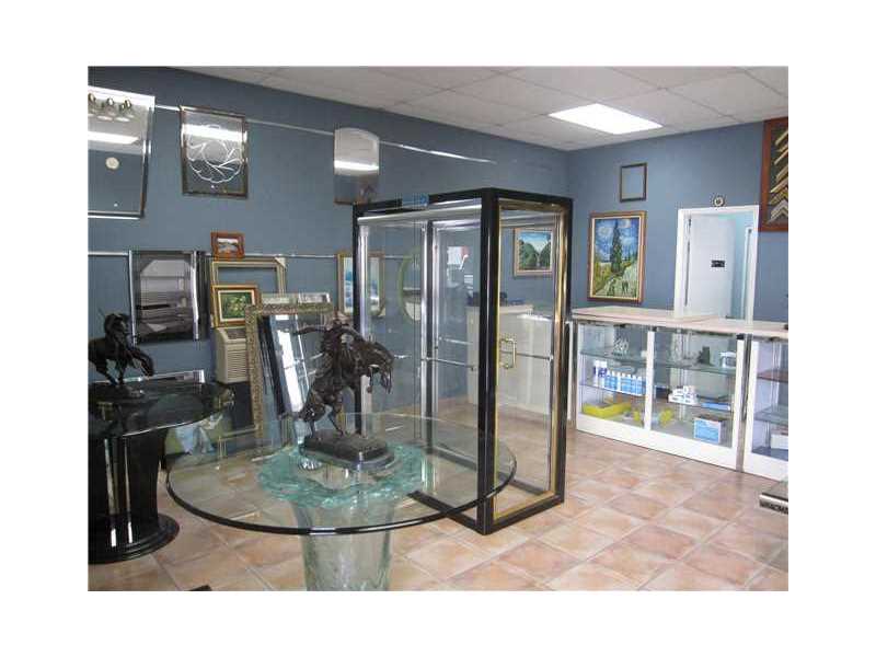 120 West 29th St, Hialeah, FL 33012