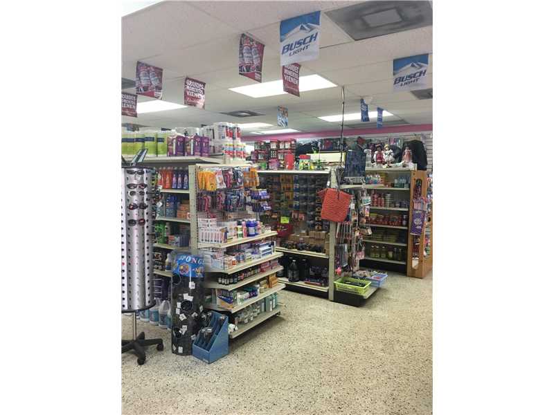 1037 West 29, Hialeah, FL 33012