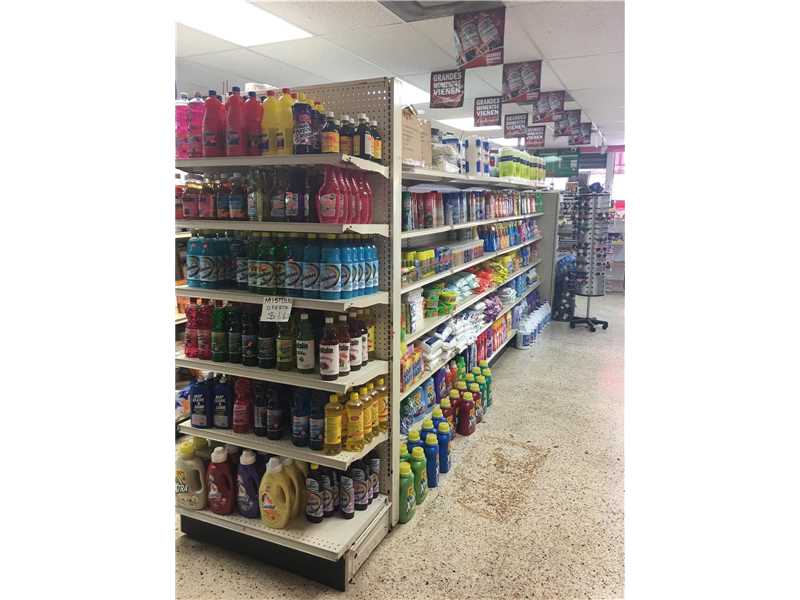 1037 West 29, Hialeah, FL 33012