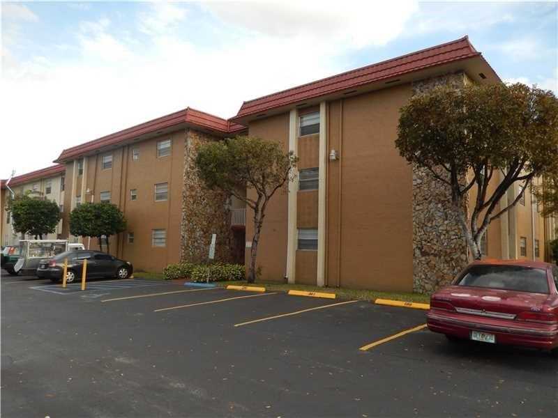 4655PALM AV, Hialeah, FL 33012