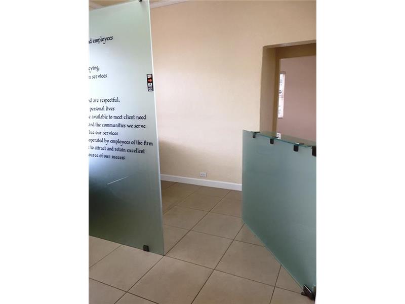 680 East 49th St, Hialeah, FL 33013