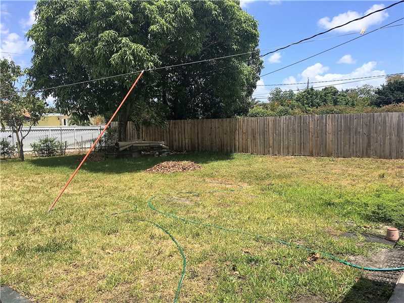 233 East 49th St, Hialeah, FL 33013