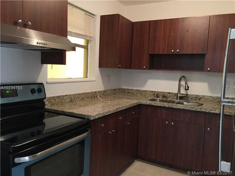 525 W 69 ST 306, Hialeah, FL 33014