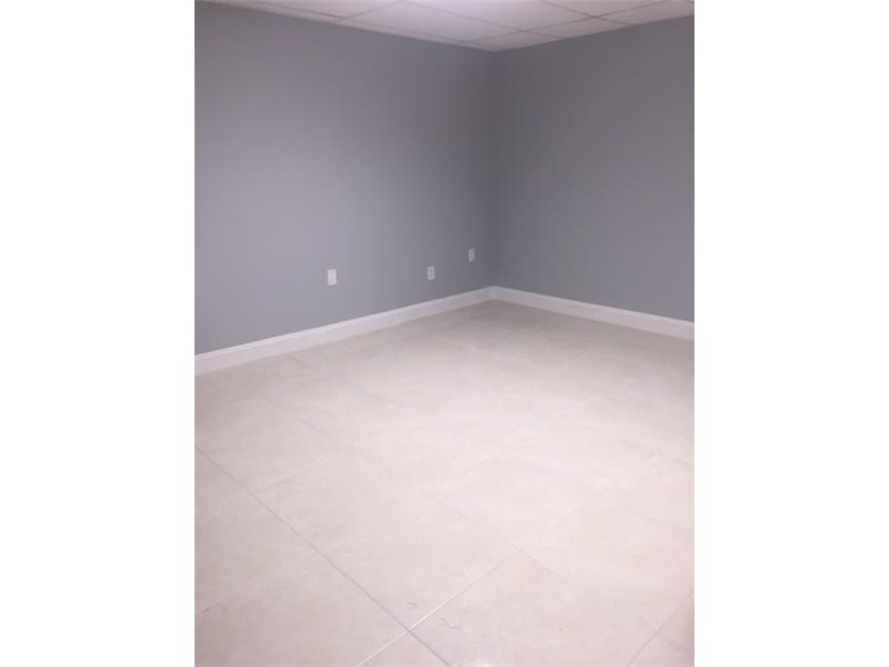 5105 Northwest 159th St, Miami Gardens, FL 33014