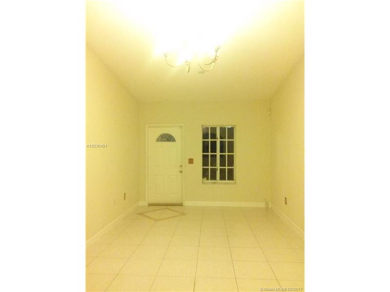 7597 Northwest 183rd Ter, Hialeah, FL 33015
