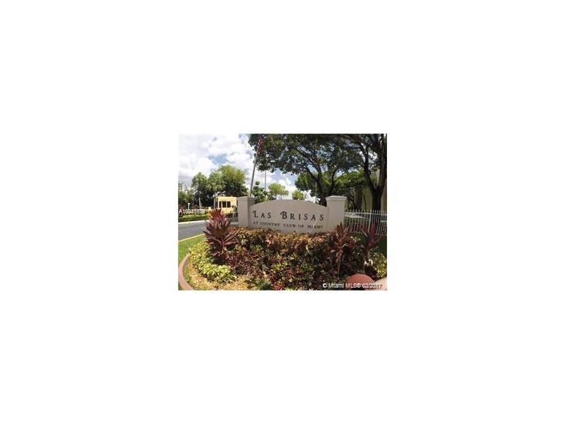 6995 Northwest 186th St, Hialeah, FL 33015