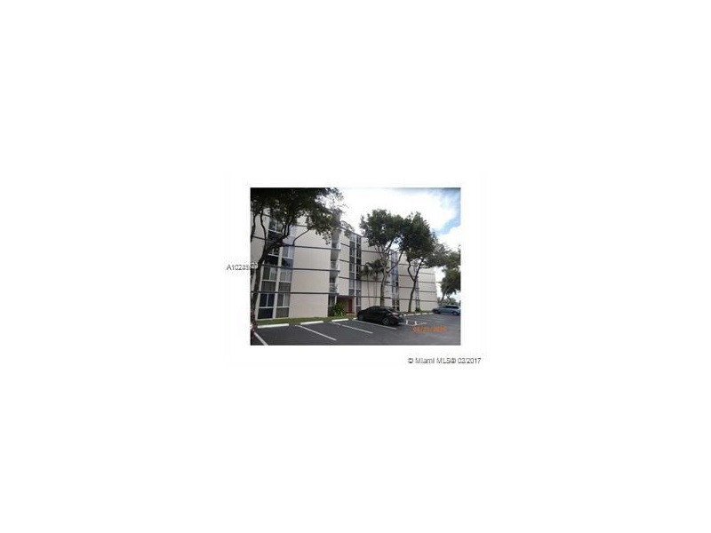 6995 Northwest 186th St, Hialeah, FL 33015