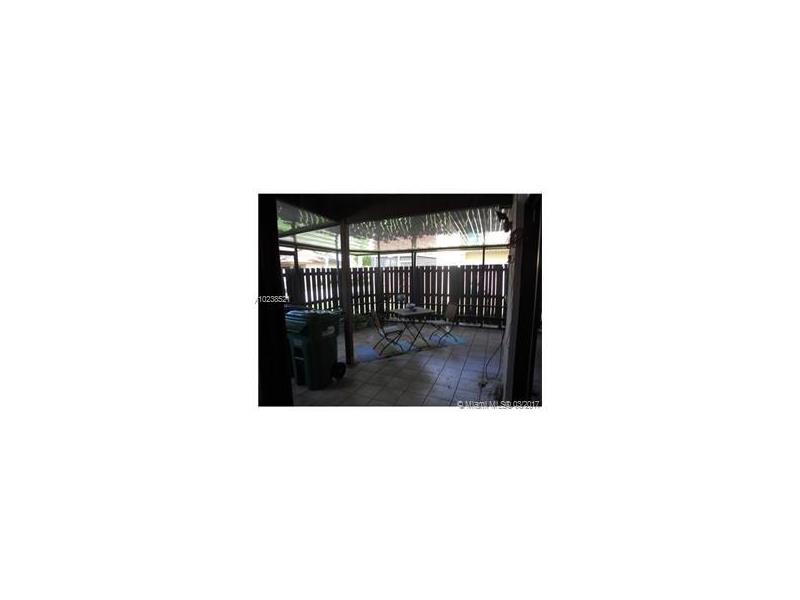 6196 Northwest 170 LN, Miami, FL 33015