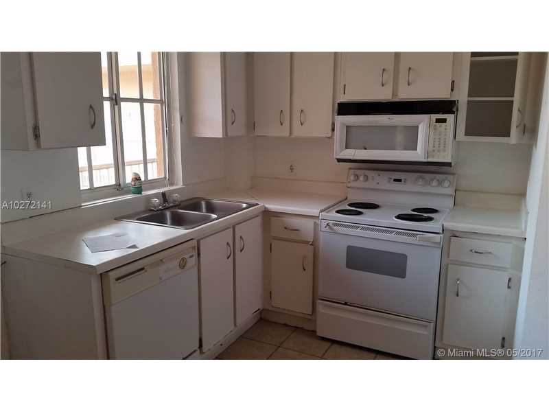 6115 Northwest 186th St, Hialeah, FL 33015