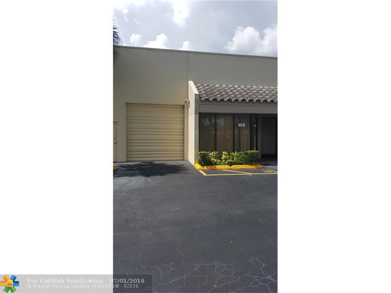 6187 NW 167th St, Miami Gardens, FL 33015