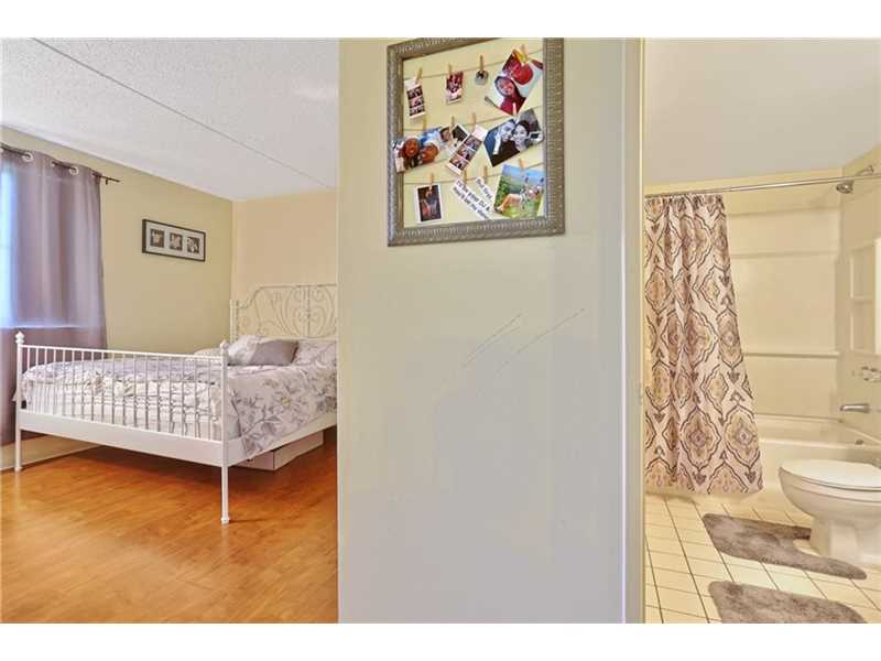 6065 NW 186th St 306, Hialeah, FL 33015