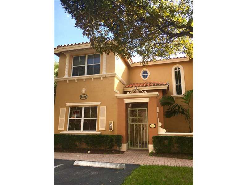 8450 Northwest 138th Ter, Miami Lakes, FL 33016