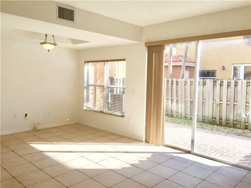 8450 Northwest 138th Ter, Miami Lakes, FL 33016