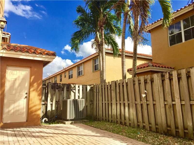 8450 Northwest 138th Ter, Miami Lakes, FL 33016