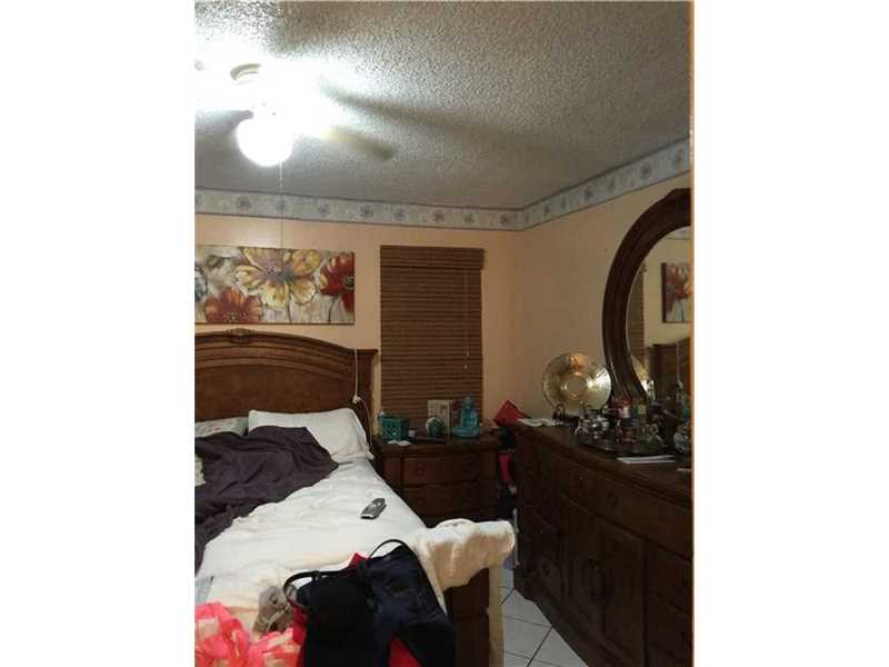 6215 West 24 AV, Hialeah, FL 33016
