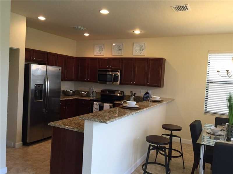 8854 West 33rd Ave, Hialeah, FL 33018