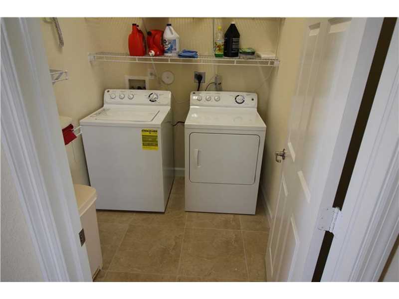 3518 W 86th Ter, Hialeah, FL 33018