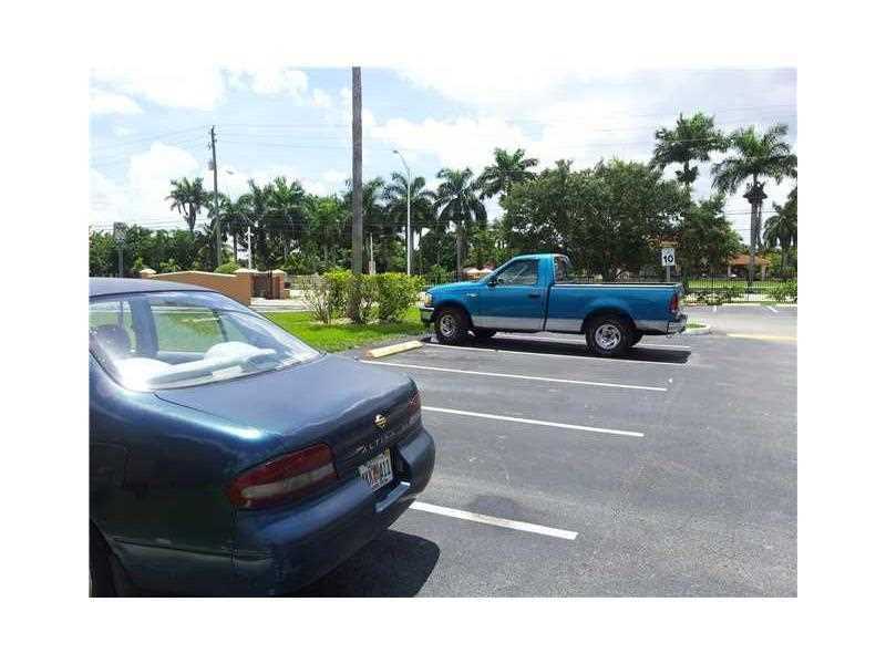 7801 West 36 AV, Hialeah, FL 33018
