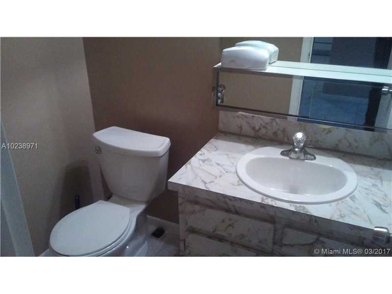 1410 South Ocean Dr, Hollywood, FL 33019