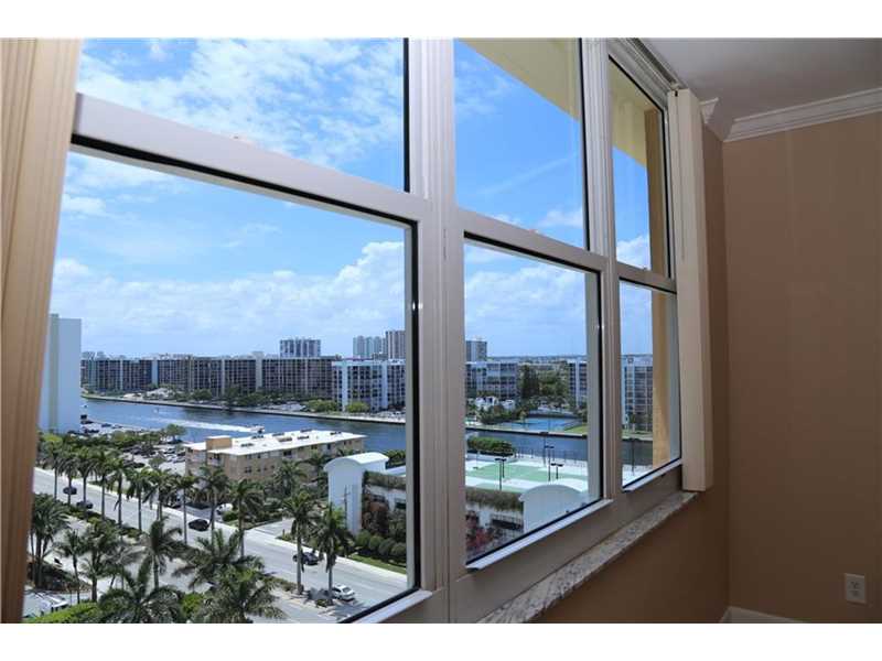 2501 South Ocean Dr, Hollywood, FL 33019