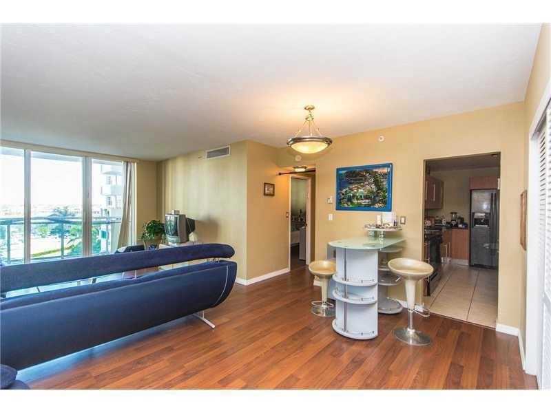 3001 South OCEAN DR, Hollywood, FL 33019