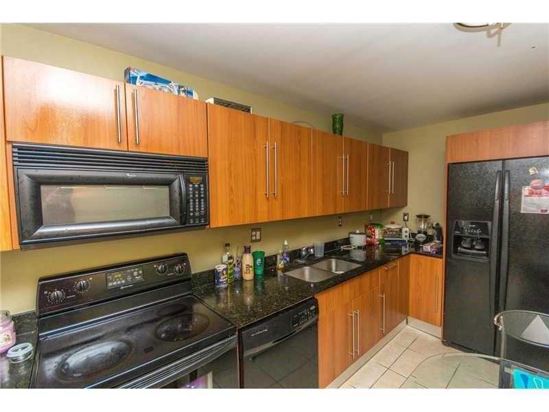3001 South OCEAN DR, Hollywood, FL 33019