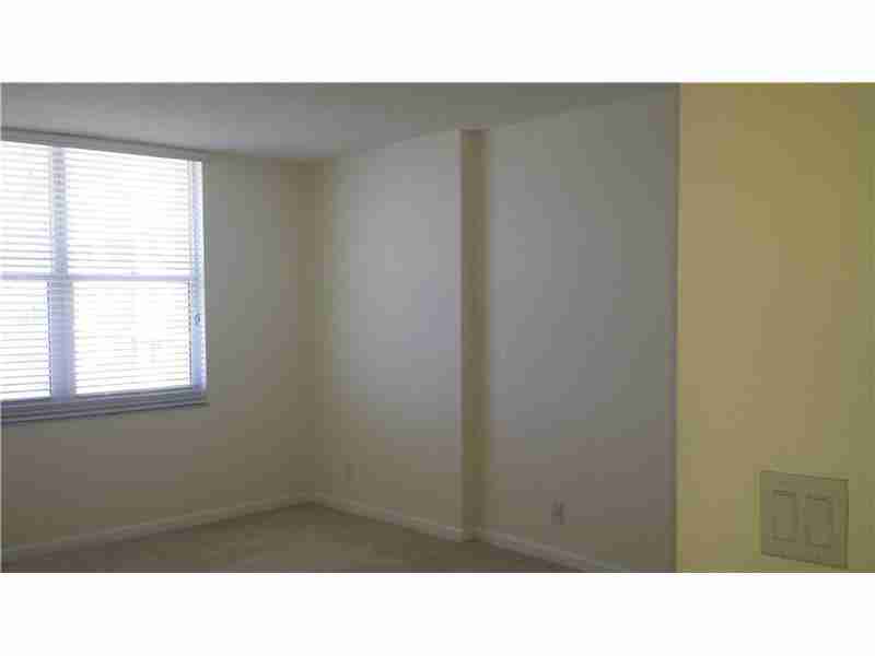 2501 South OCEAN DR, Hollywood, FL 33019