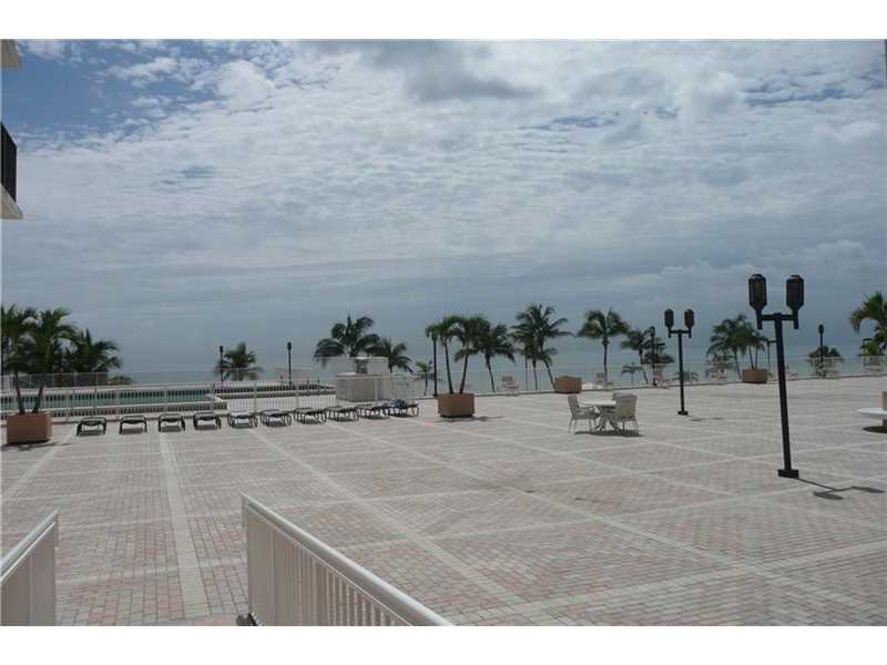 2101 South Ocean Dr, Hollywood, FL 33019