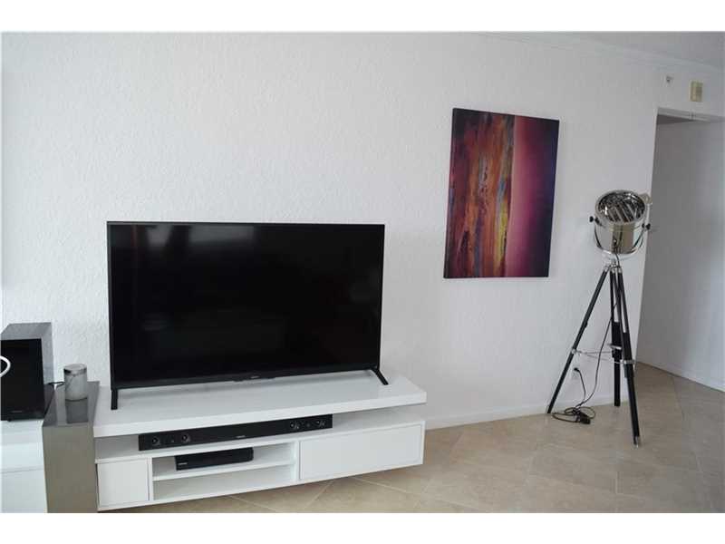 2501 South Ocean Dr, Hollywood, FL 33019