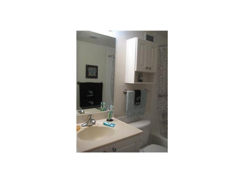 2501 South Ocean Dr, Hollywood, FL 33019