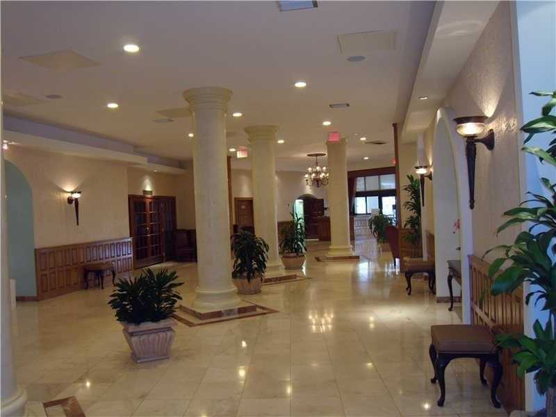 3725 South Ocean Dr, Hollywood, FL 33019