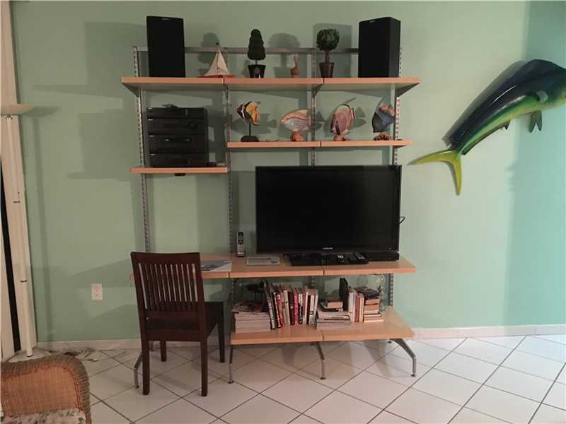 3505 South Ocean Dr, Hollywood, FL 33019